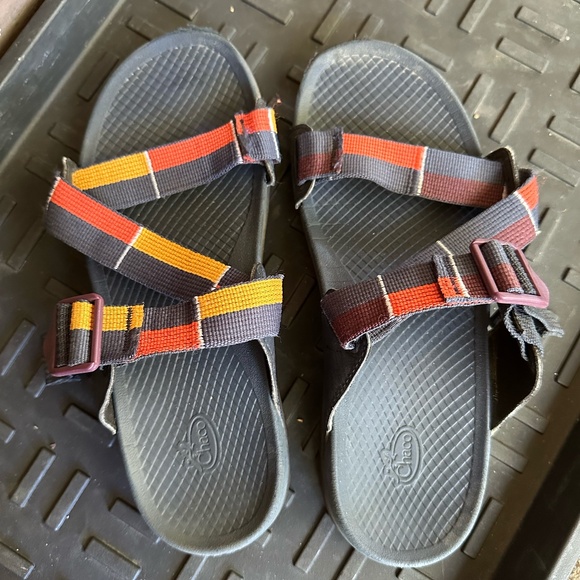 Chaco Slides - Picture 1 of 2